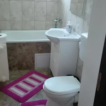 Apartament Mara Apartman *
